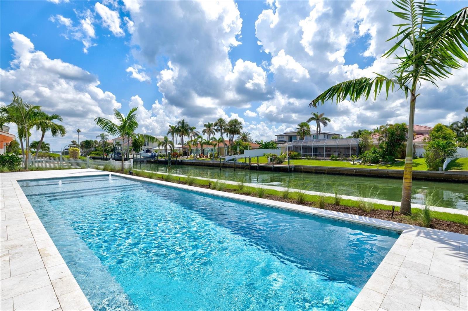 A4663499 Property Photo