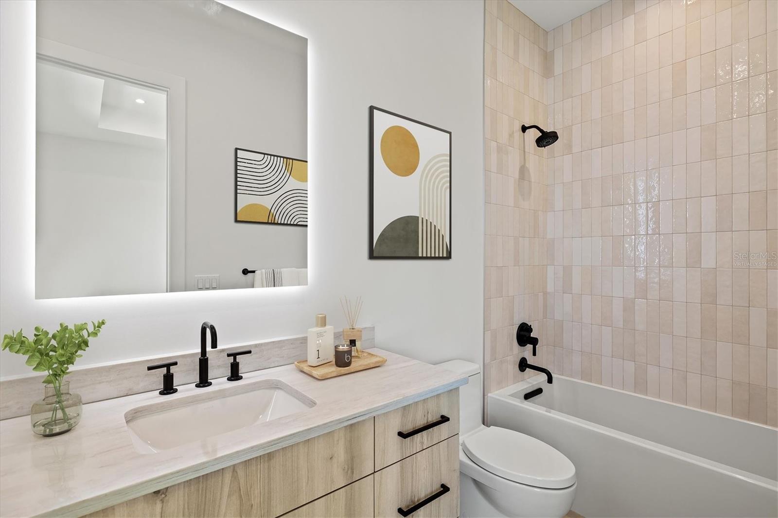 A4663499 Property Photo