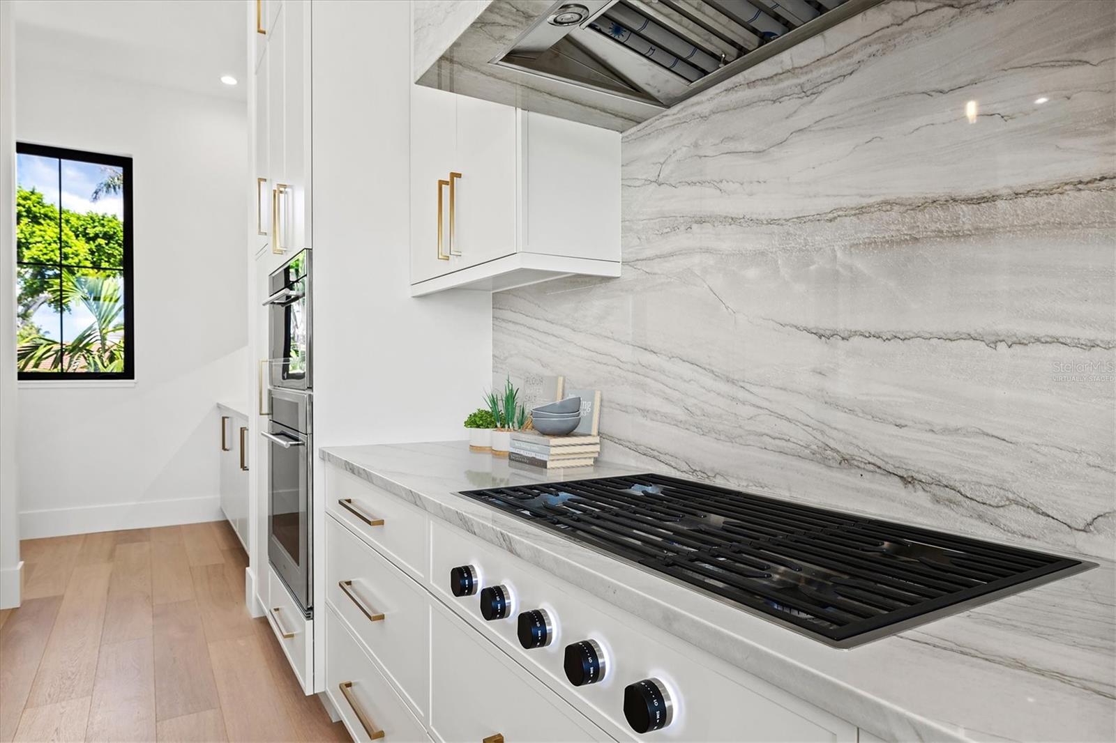 A4663499 Property Photo