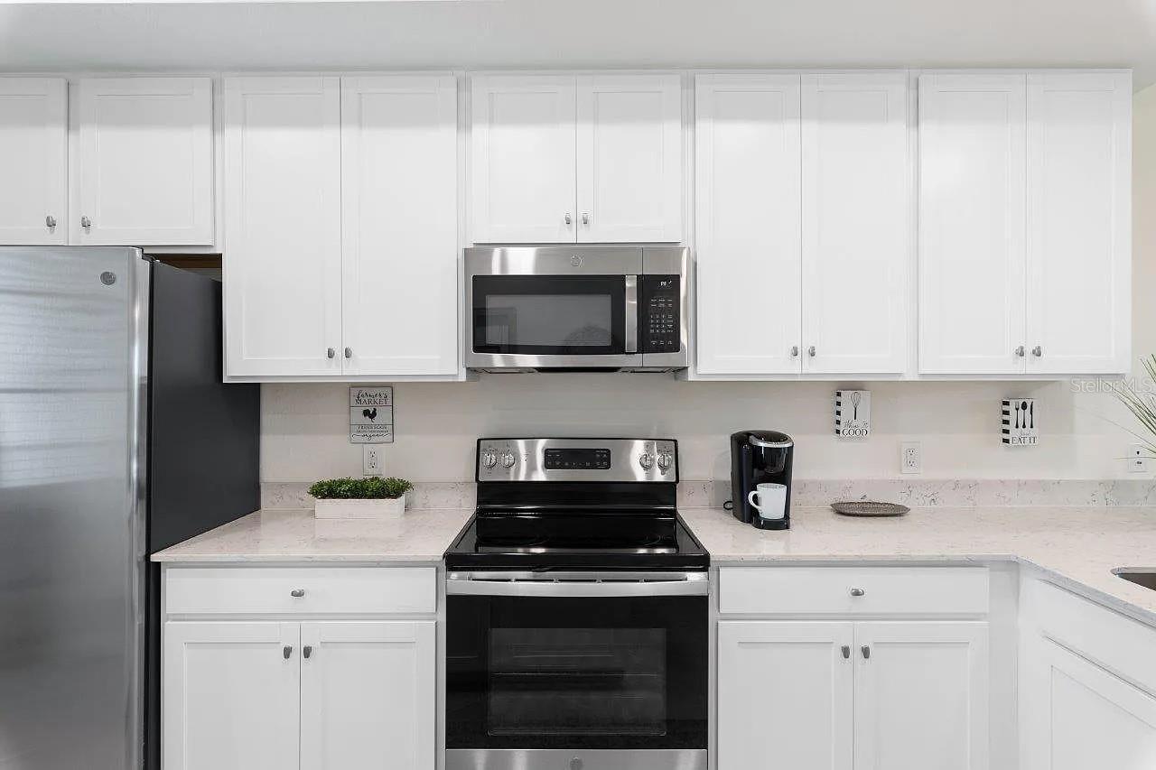 17724 GAWTHROP DR #204, BRADENTON, FL, 34211