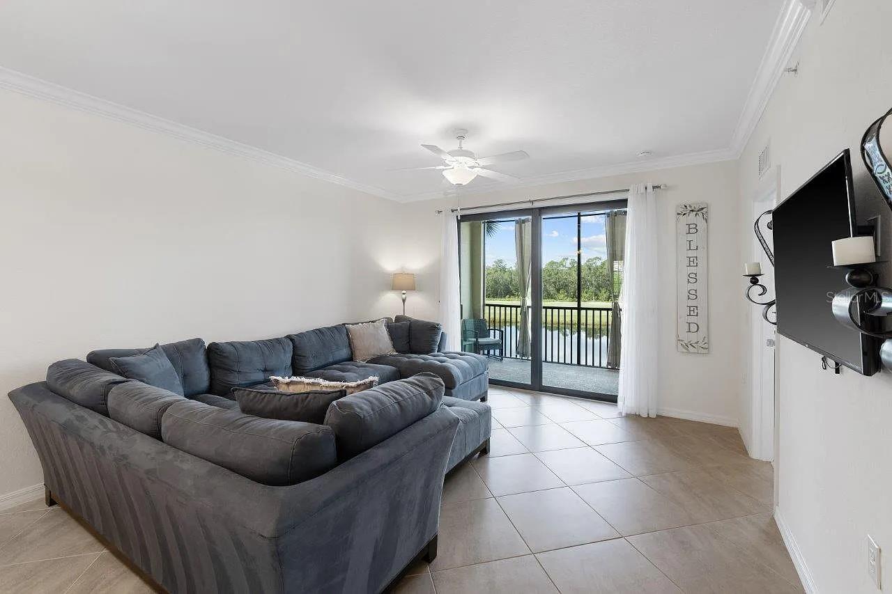 17724 GAWTHROP DR #204, BRADENTON, FL, 34211