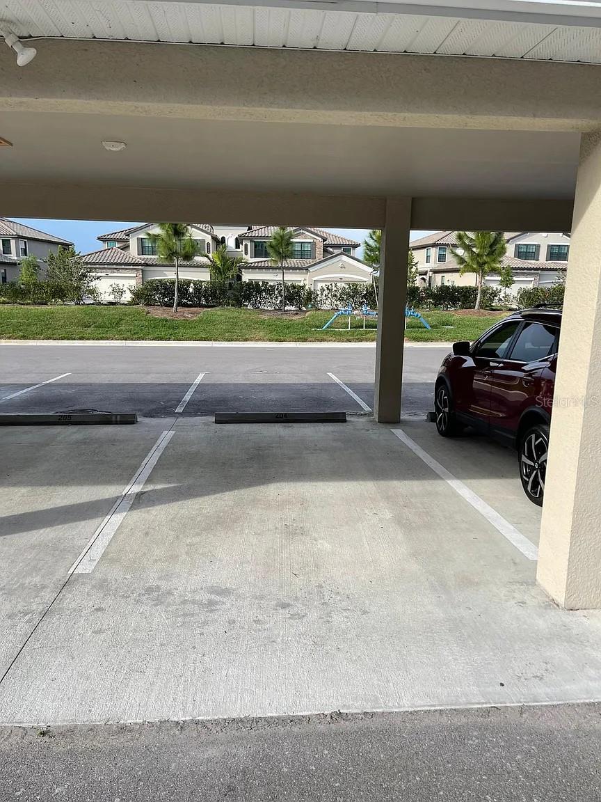 17724 GAWTHROP DR #204, BRADENTON, FL, 34211