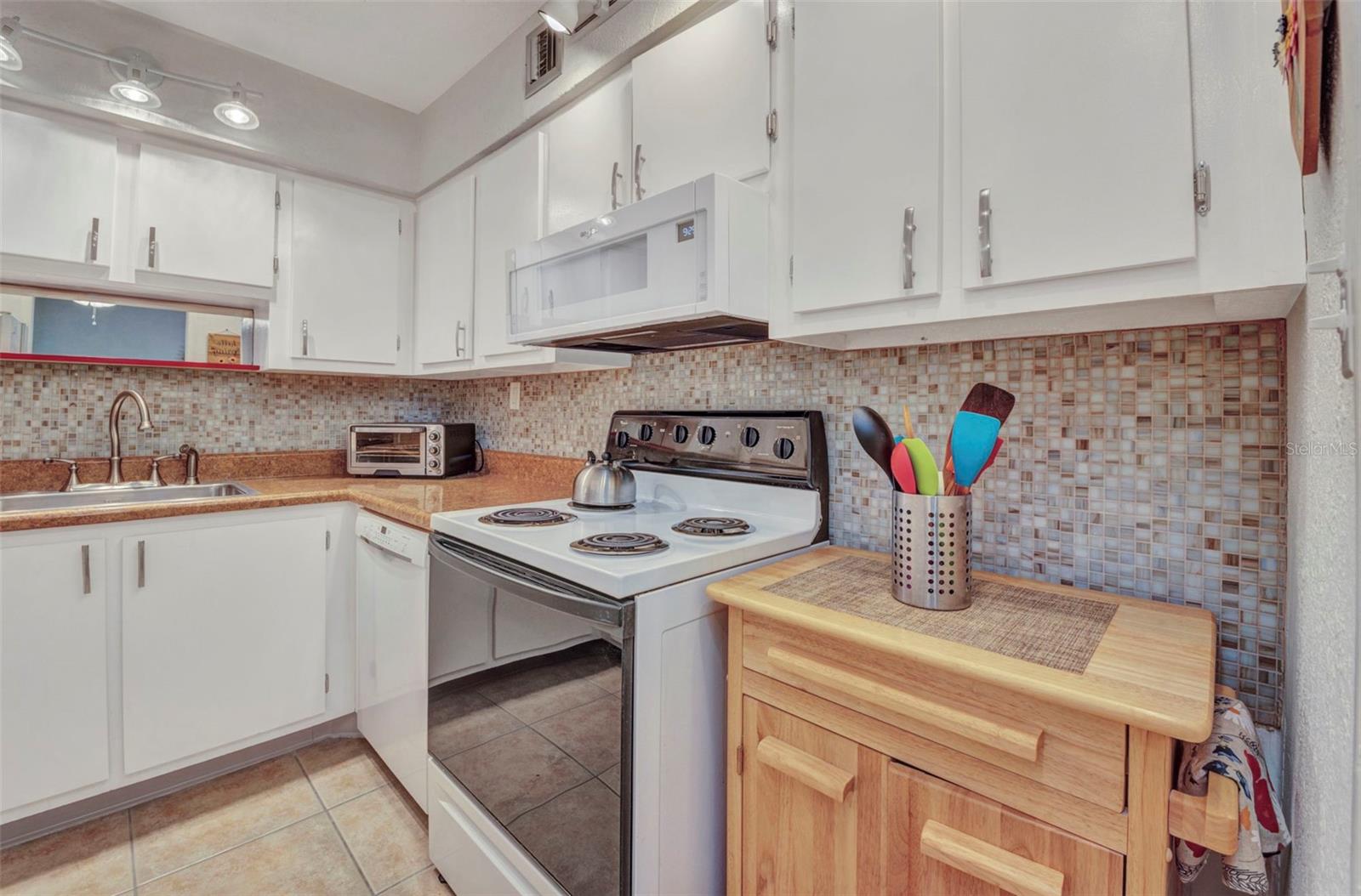 C7514196 Property Photo