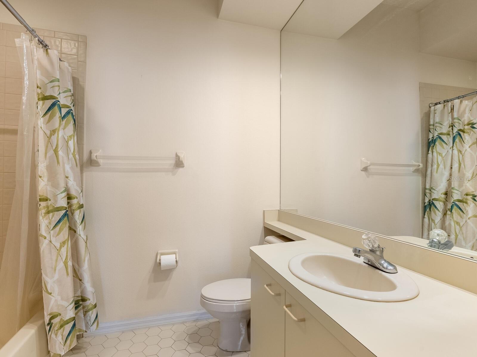 5683 DOWNHAM MDWS, SARASOTA, FL, 34235