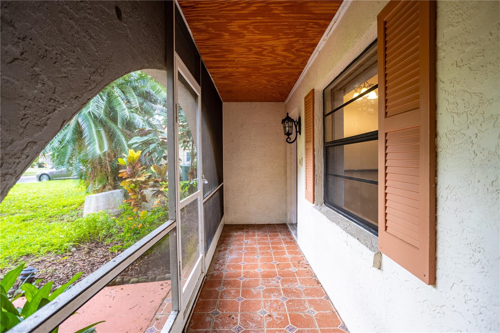 Screened in Front Porch!