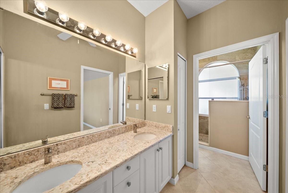A4663513 Property Photo