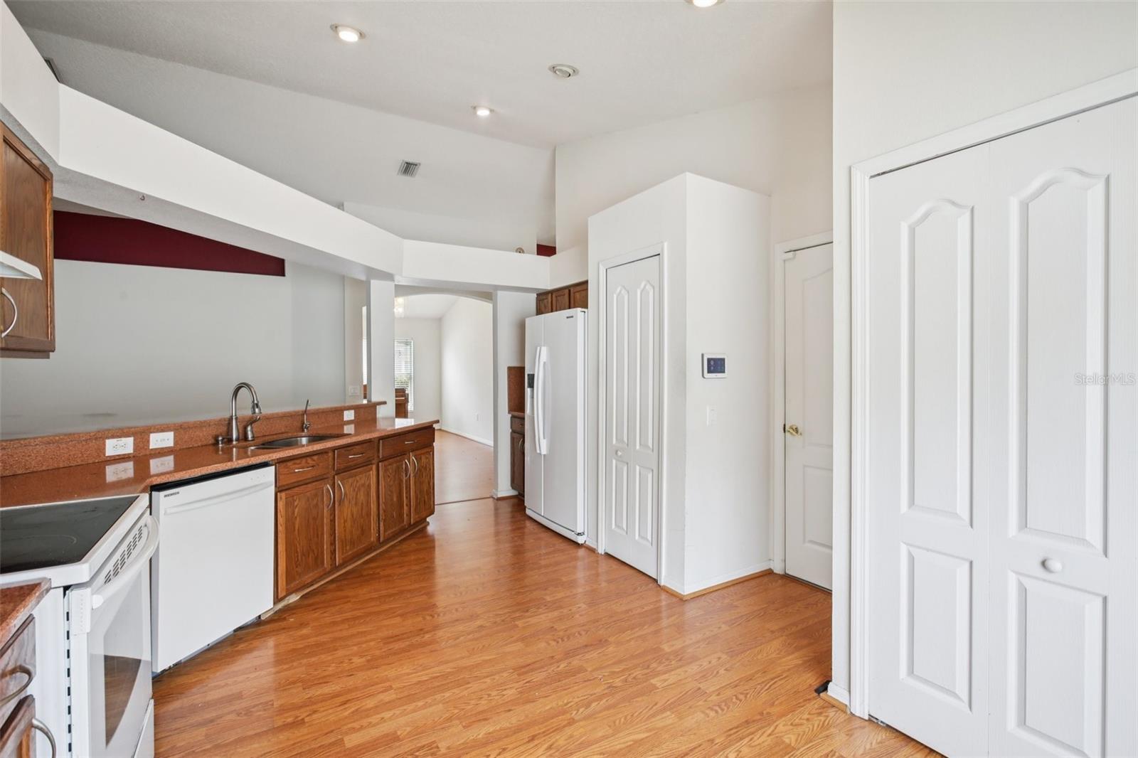 30801 BIRDHOUSE DR, WESLEY CHAPEL, FL, 33545