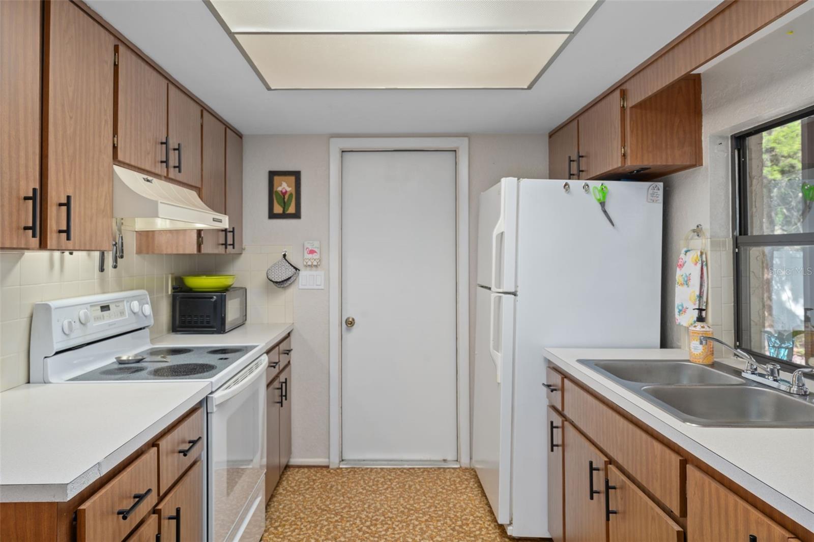 461 SWALLOW LN, SPRING HILL, FL, 34606