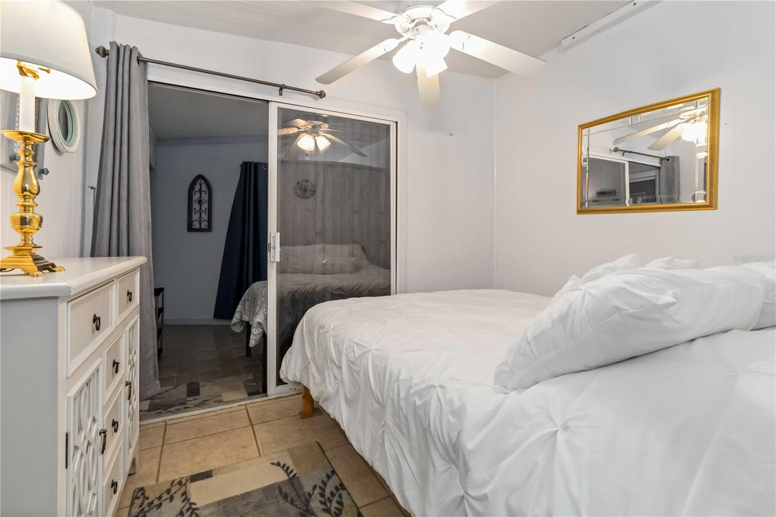 TB8422386 Property Photo