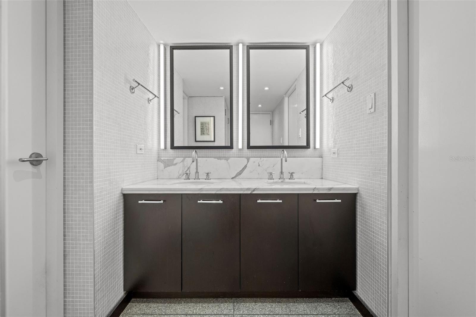 PR9115764 Property Photo