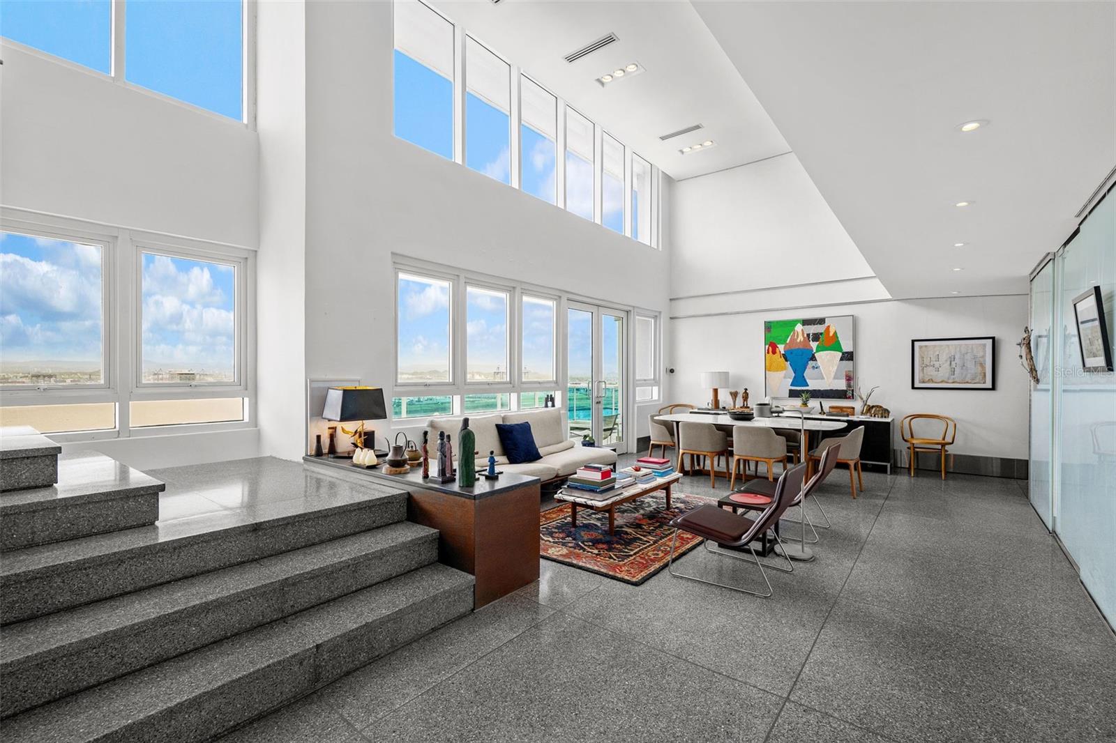 PR9115764 Property Photo