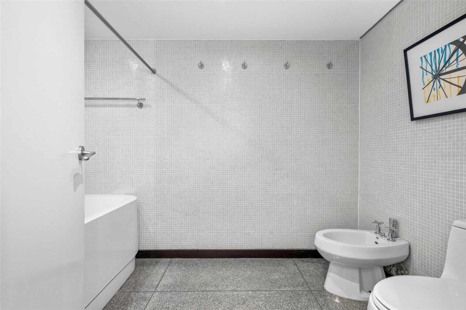 PR9115764 Property Photo