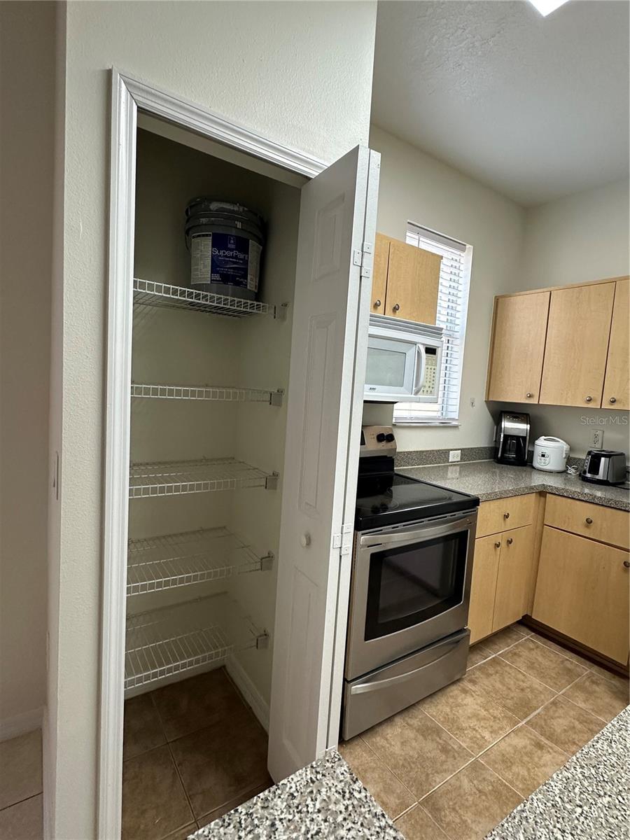 1230 S BEACH CIR, KISSIMMEE, FL, 34746