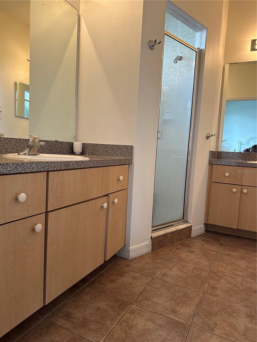 1230 S BEACH CIR, KISSIMMEE, FL, 34746