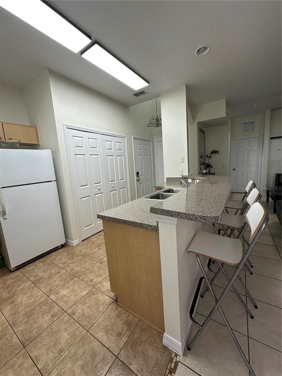 1230 S BEACH CIR, KISSIMMEE, FL, 34746