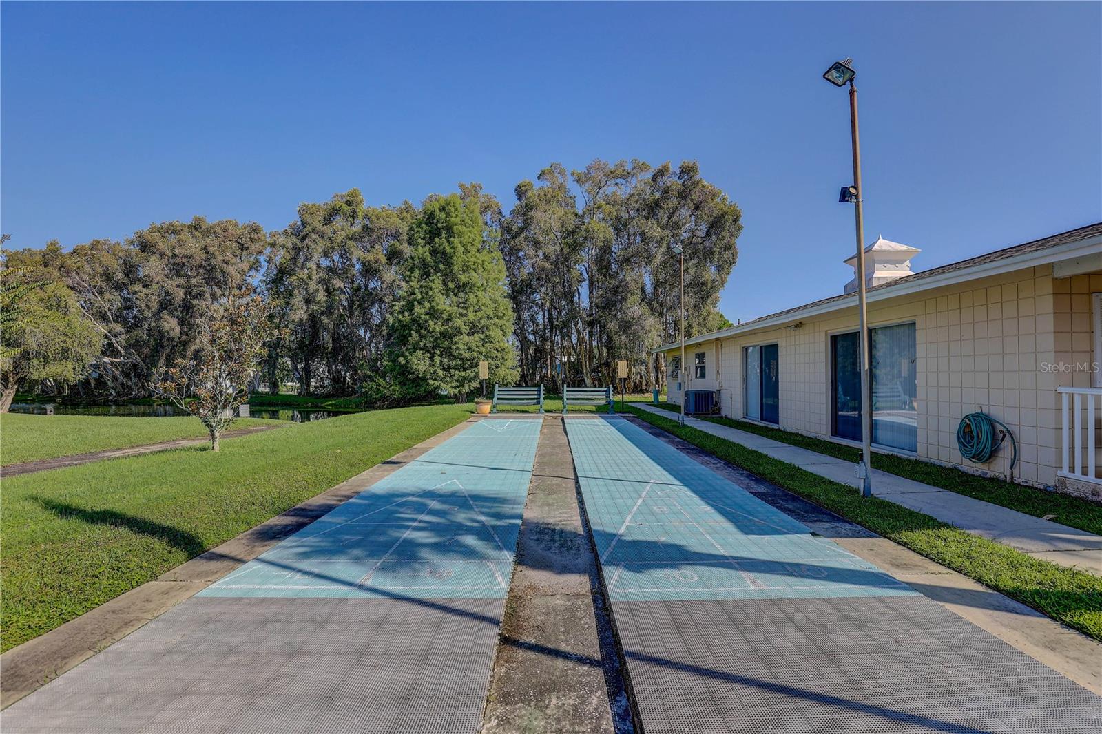 TB8422410 Property Photo