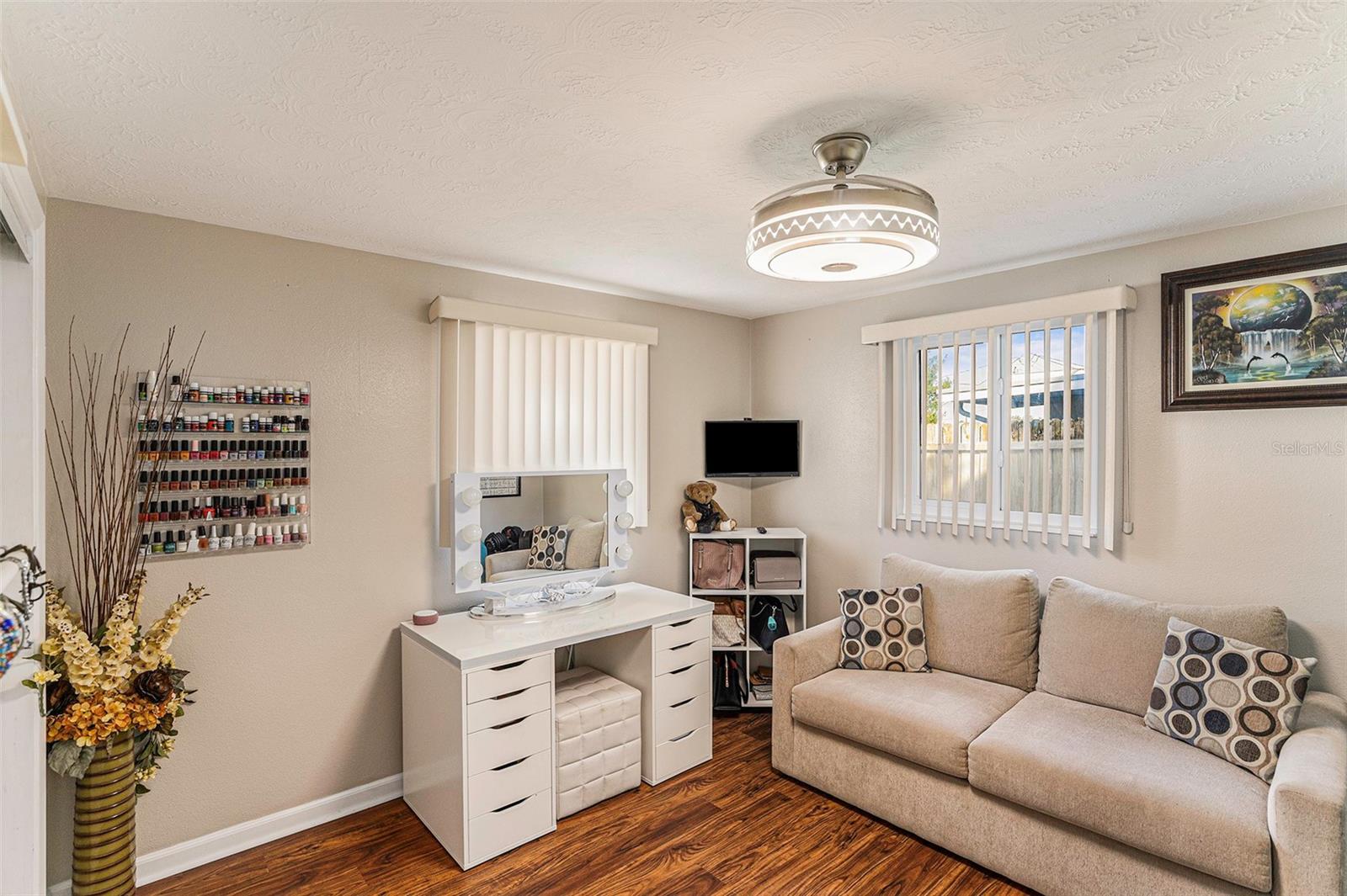 2nd Bedroom