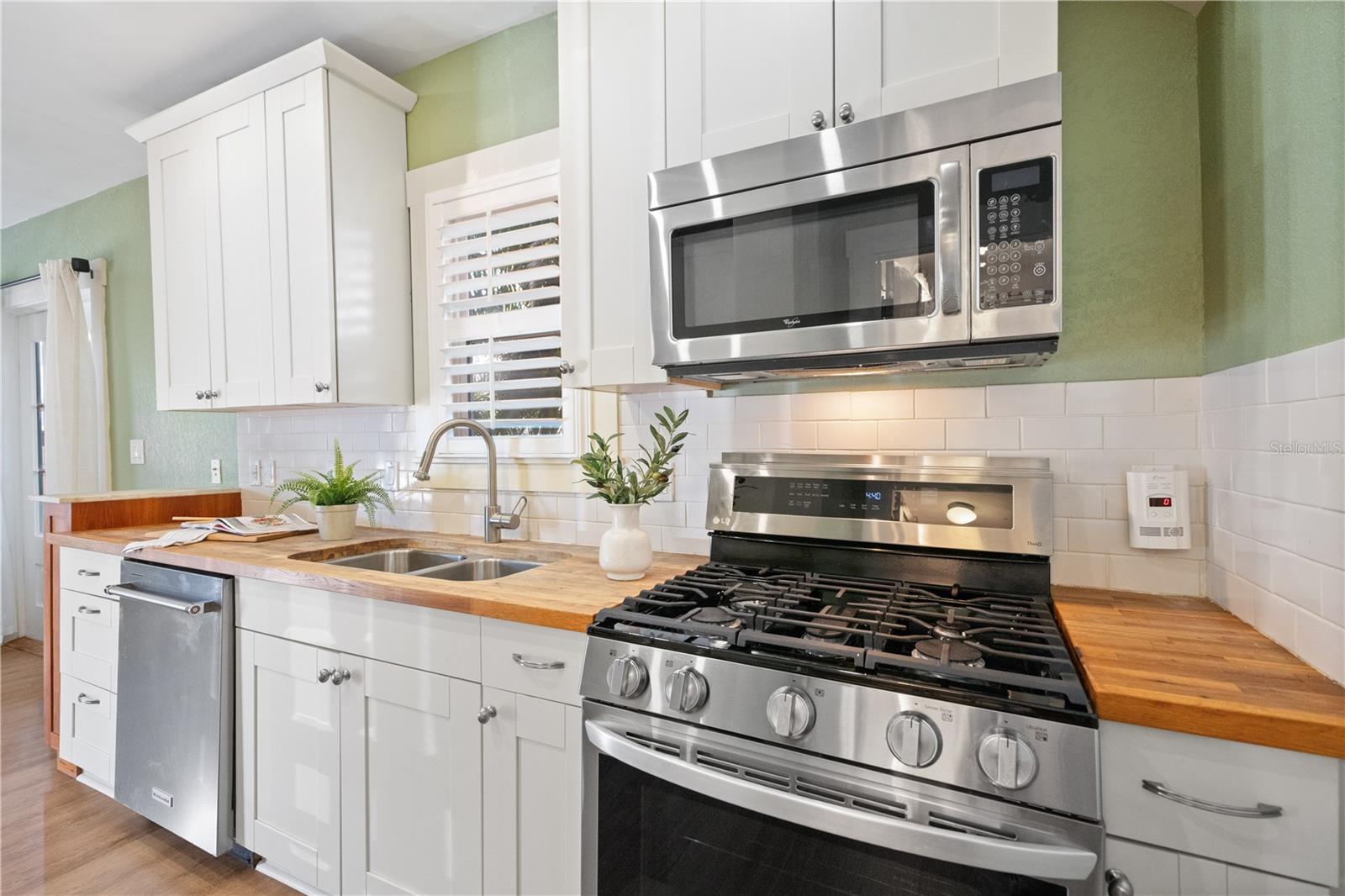 937 5TH ST N, ST PETERSBURG, FL, 33701