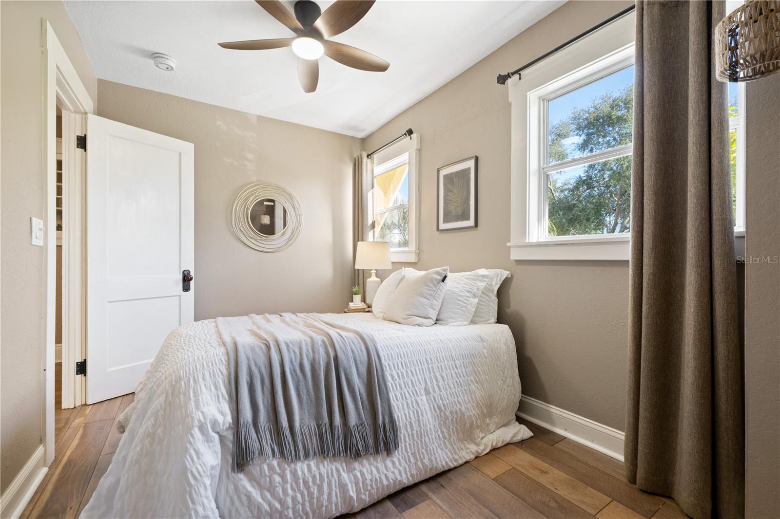 937 5TH ST N, ST PETERSBURG, FL, 33701