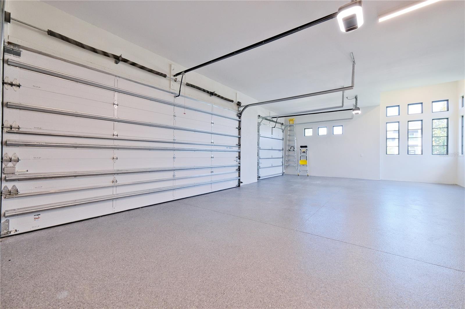 A4663567 Property Photo