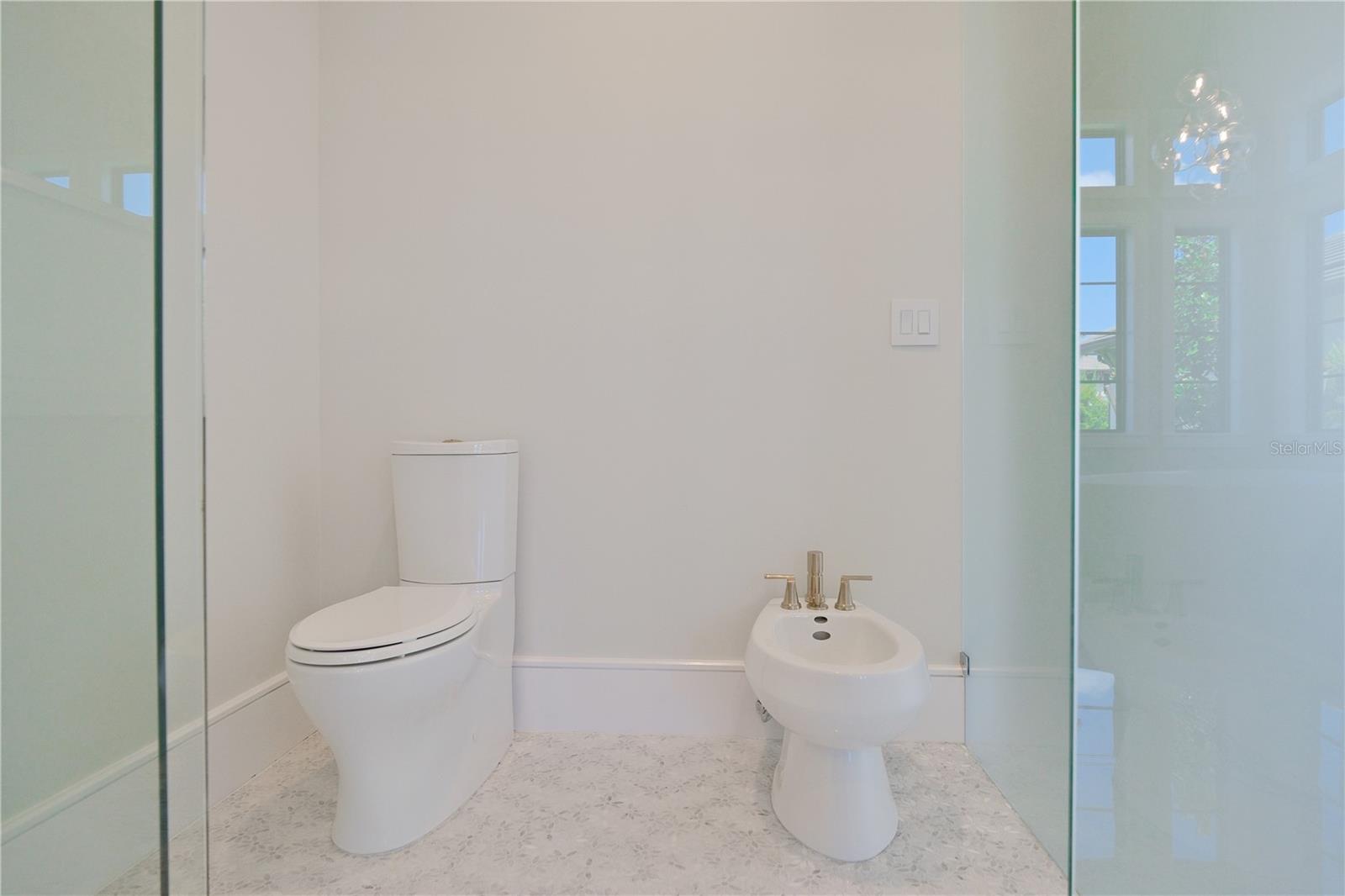 A4663567 Property Photo