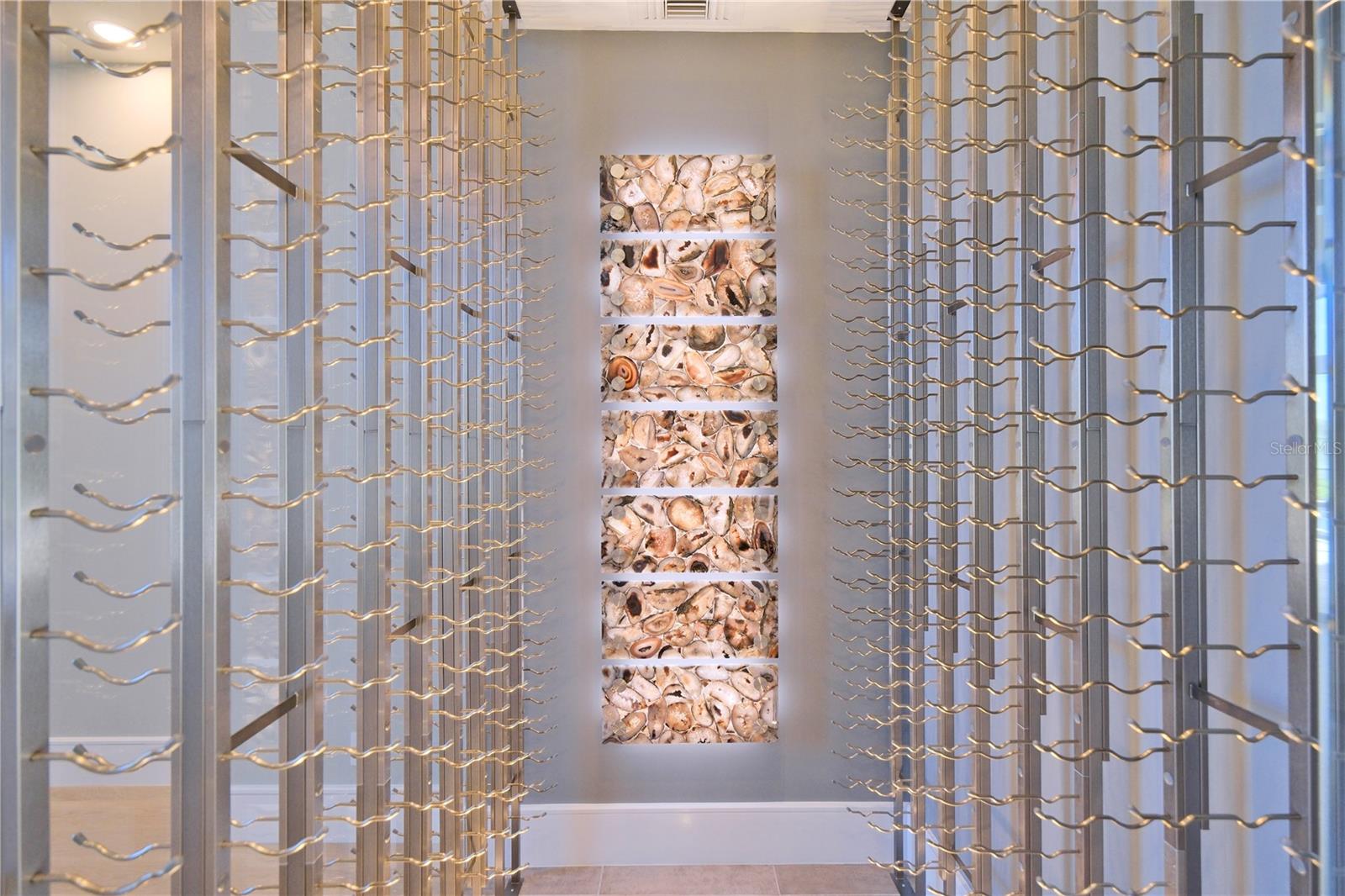 A4663567 Property Photo