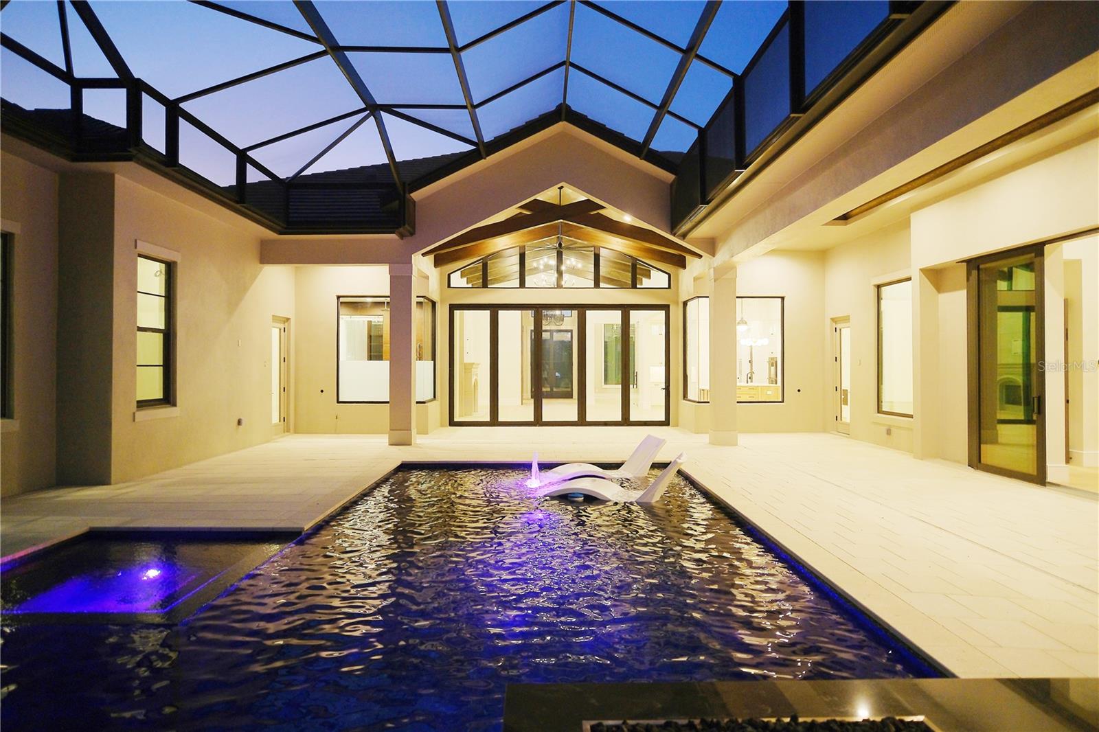 A4663567 Property Photo