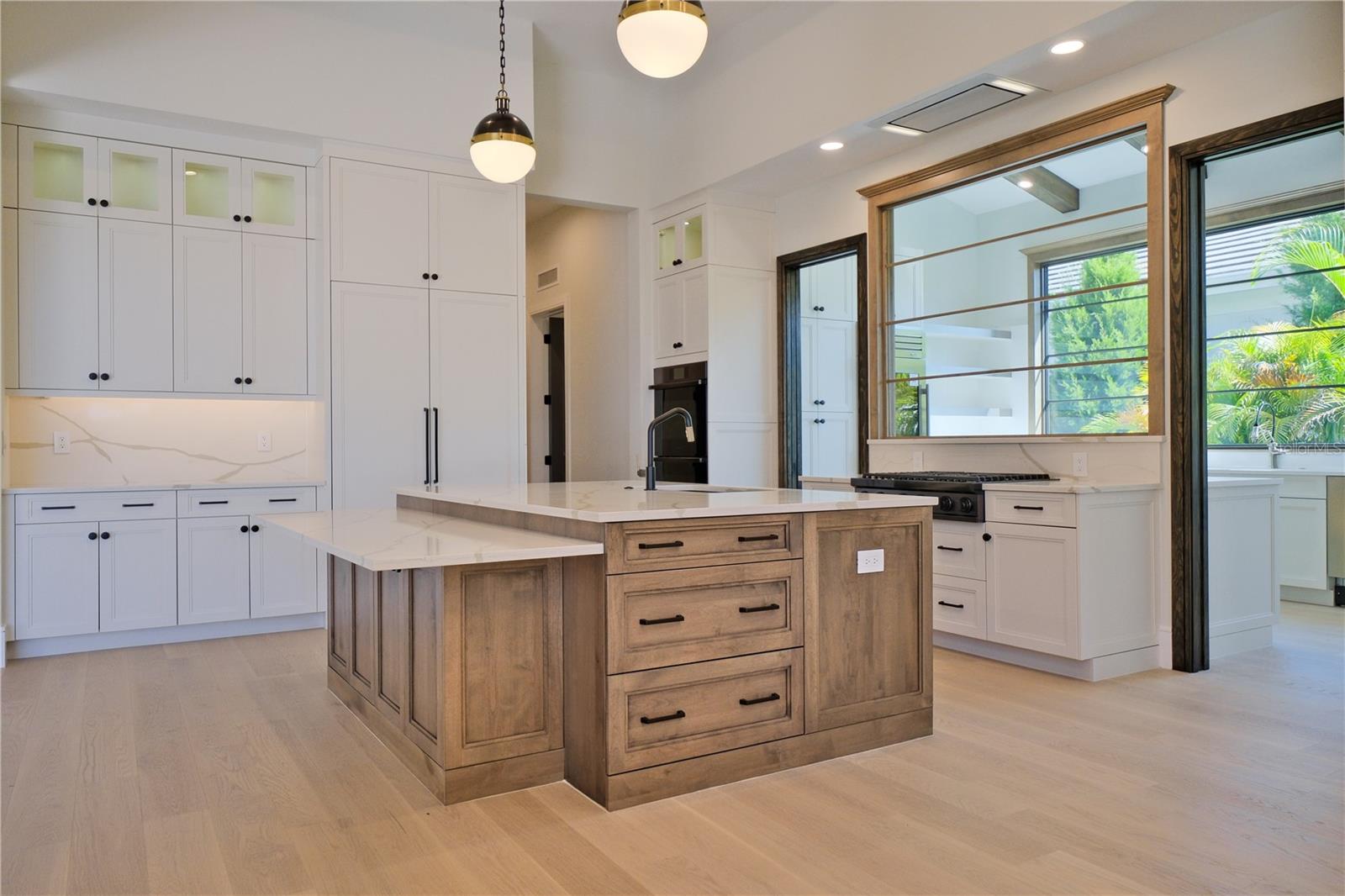 A4663567 Property Photo