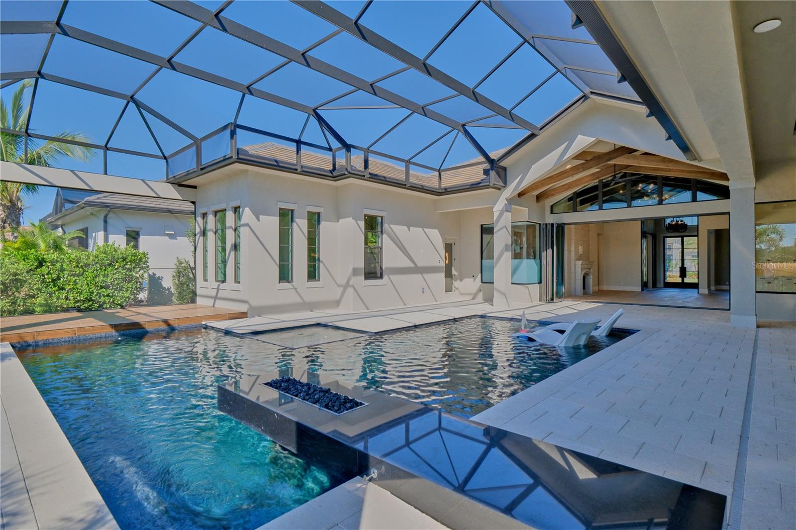 A4663567 Property Photo