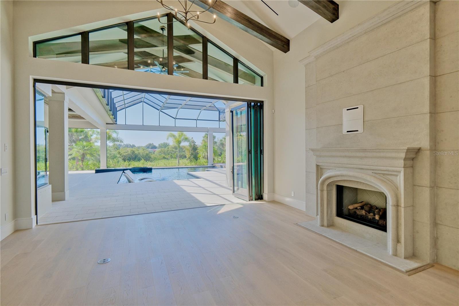 A4663567 Property Photo