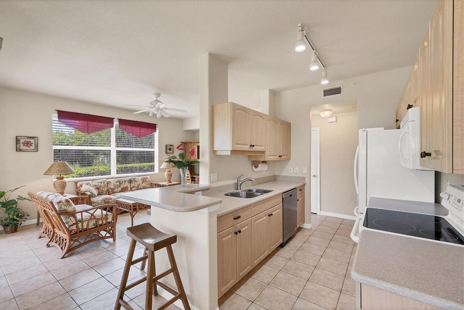 4215 VICENZA DR #B1, VENICE, FL, 34293