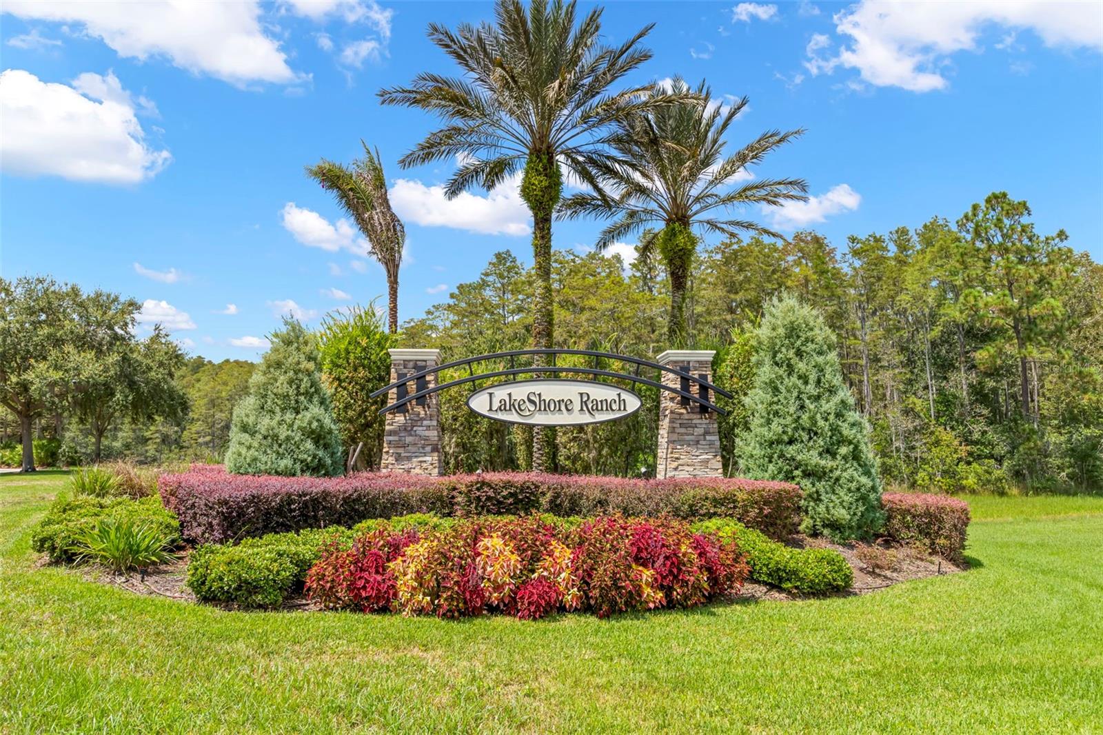 Lakeshore Ranch Entrance