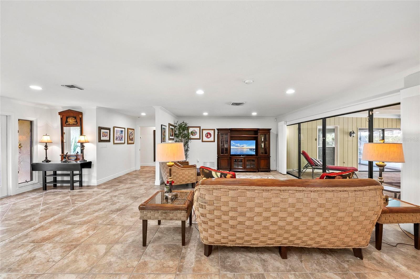 A4663579 Property Photo