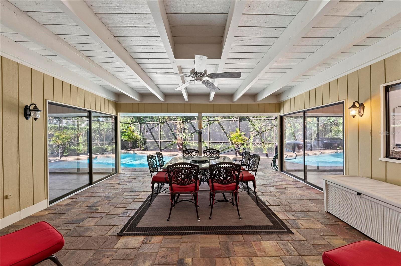 A4663579 Property Photo