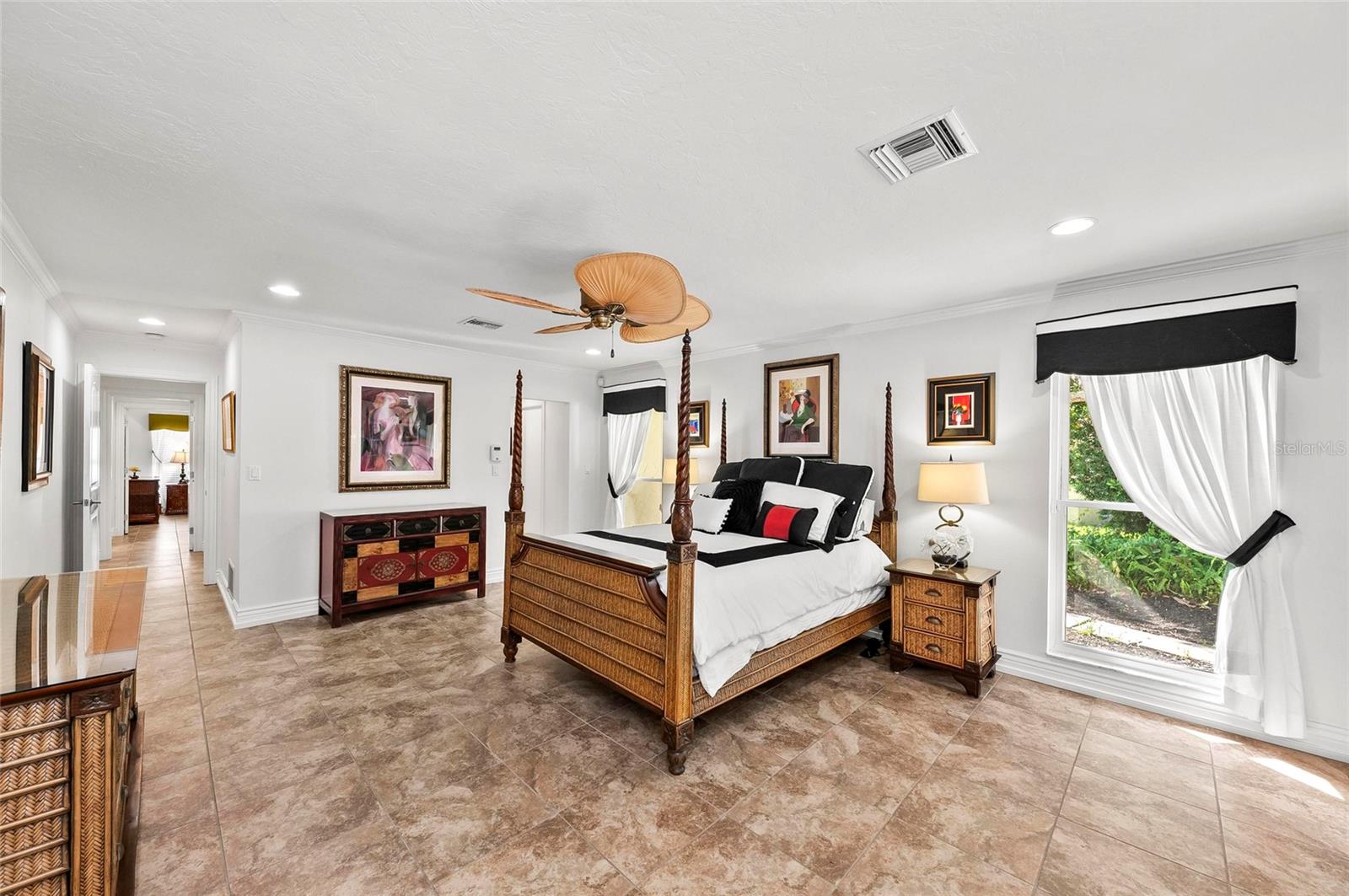 A4663579 Property Photo
