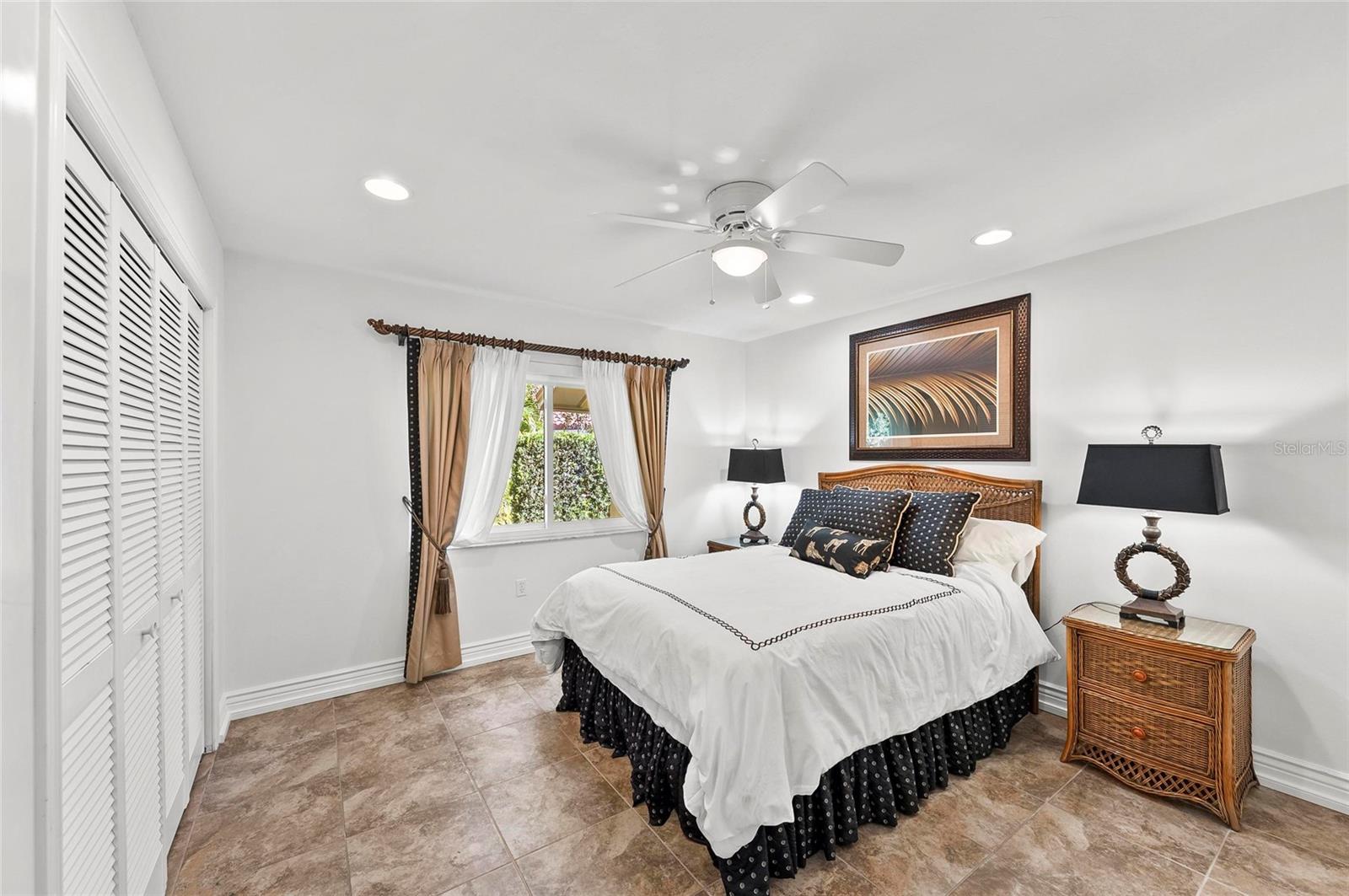 A4663579 Property Photo