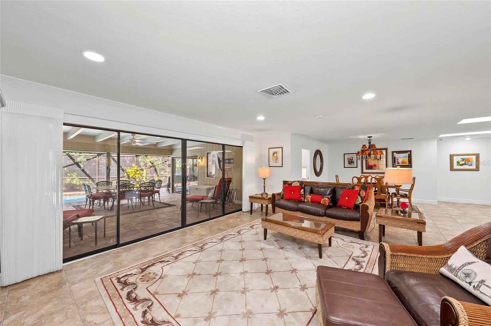A4663579 Property Photo
