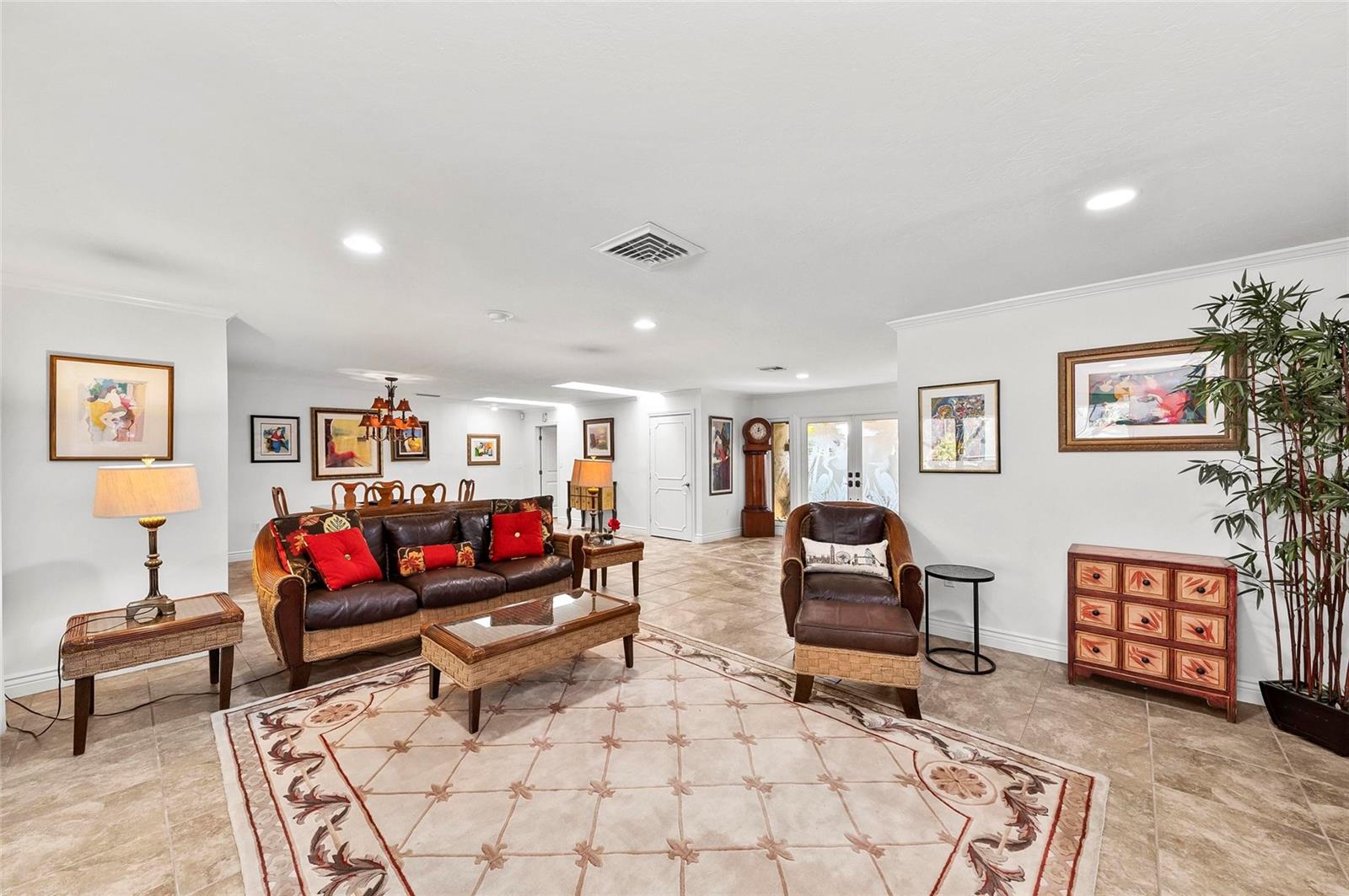 A4663579 Property Photo