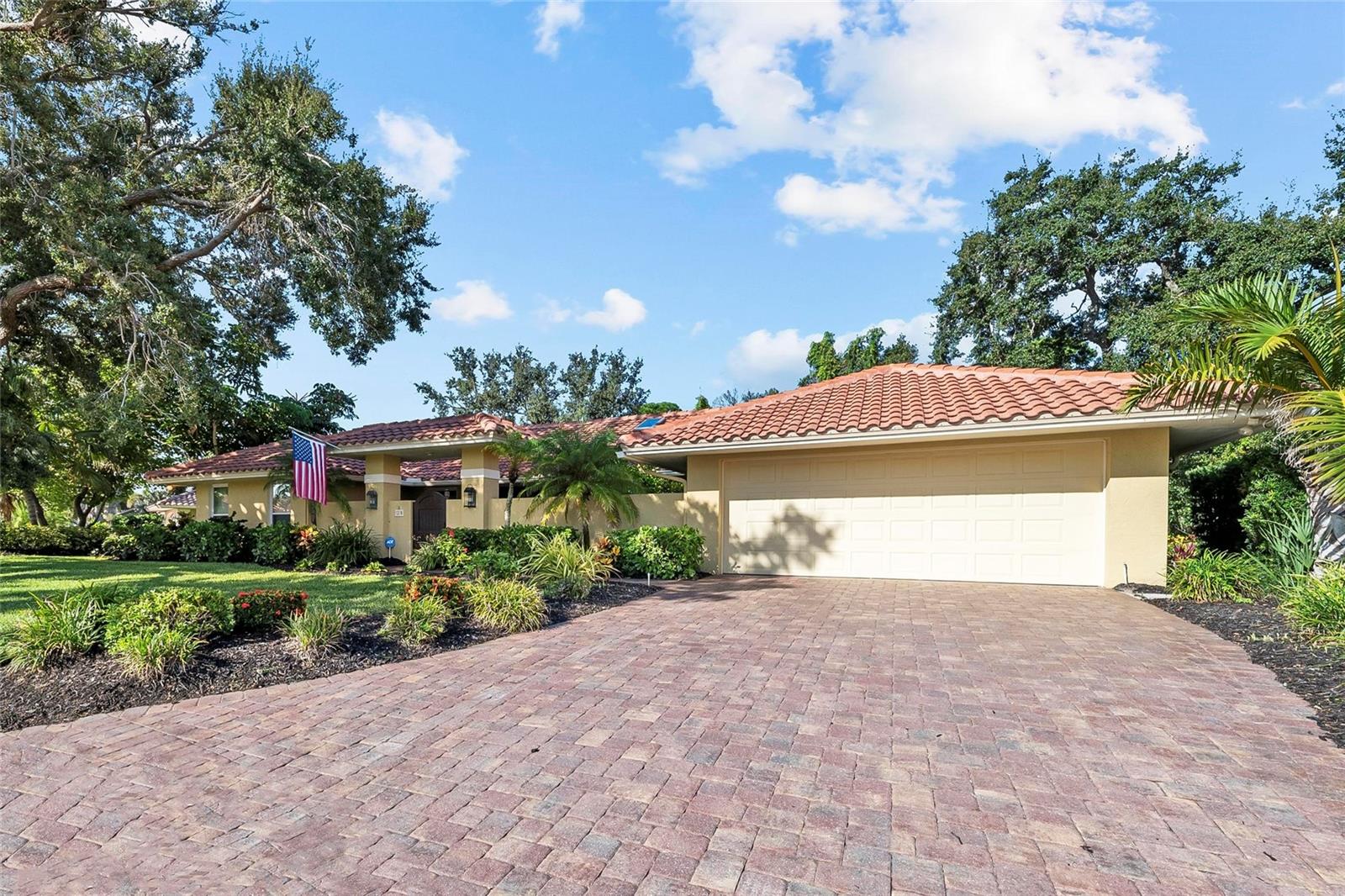 A4663579 Property Photo