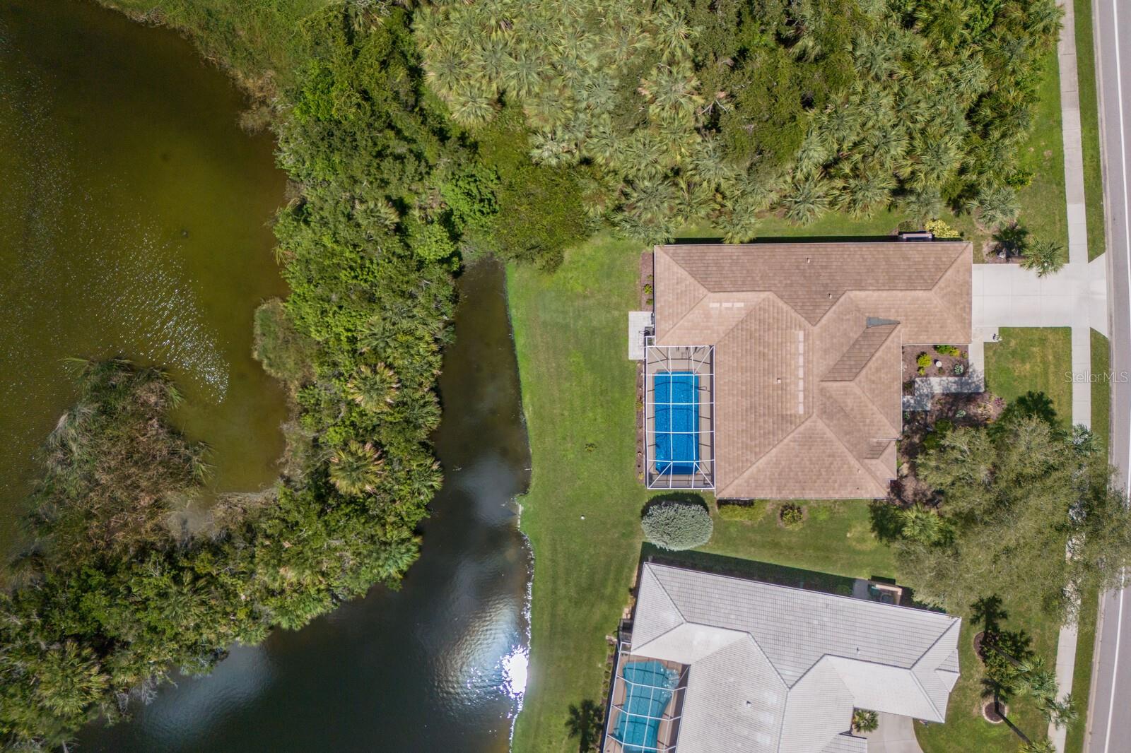 498 LAKE OF THE WOODS DR, VENICE, FL, 34293