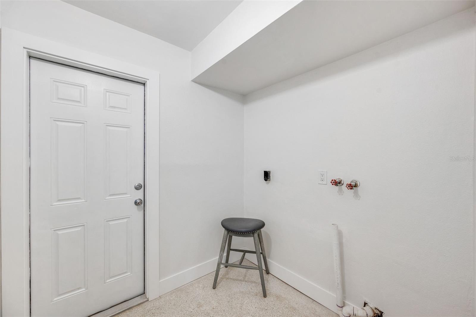 1877 DEL ROBLES DR, CLEARWATER, FL, 33764