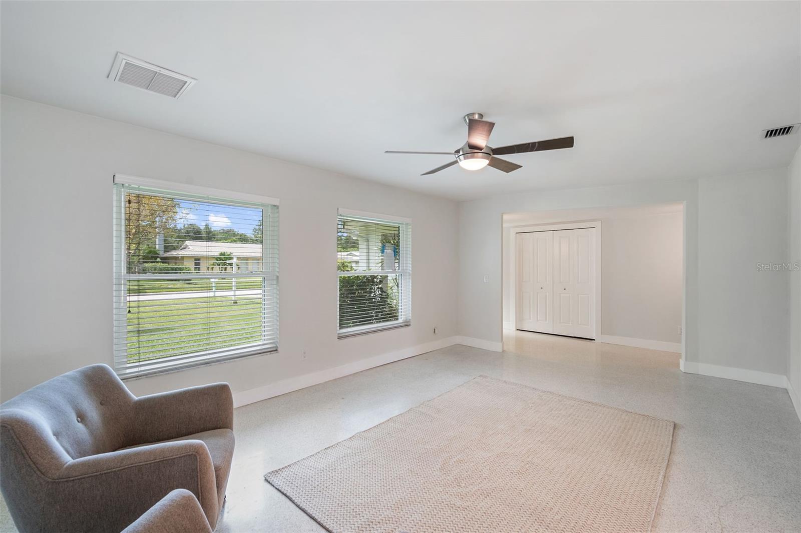 1877 DEL ROBLES DR, CLEARWATER, FL, 33764