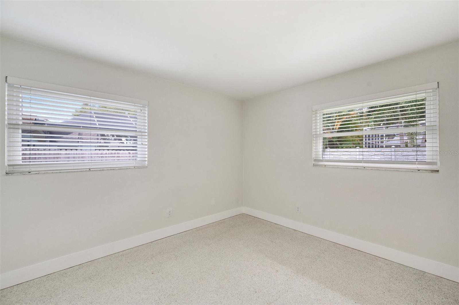 1877 DEL ROBLES DR, CLEARWATER, FL, 33764