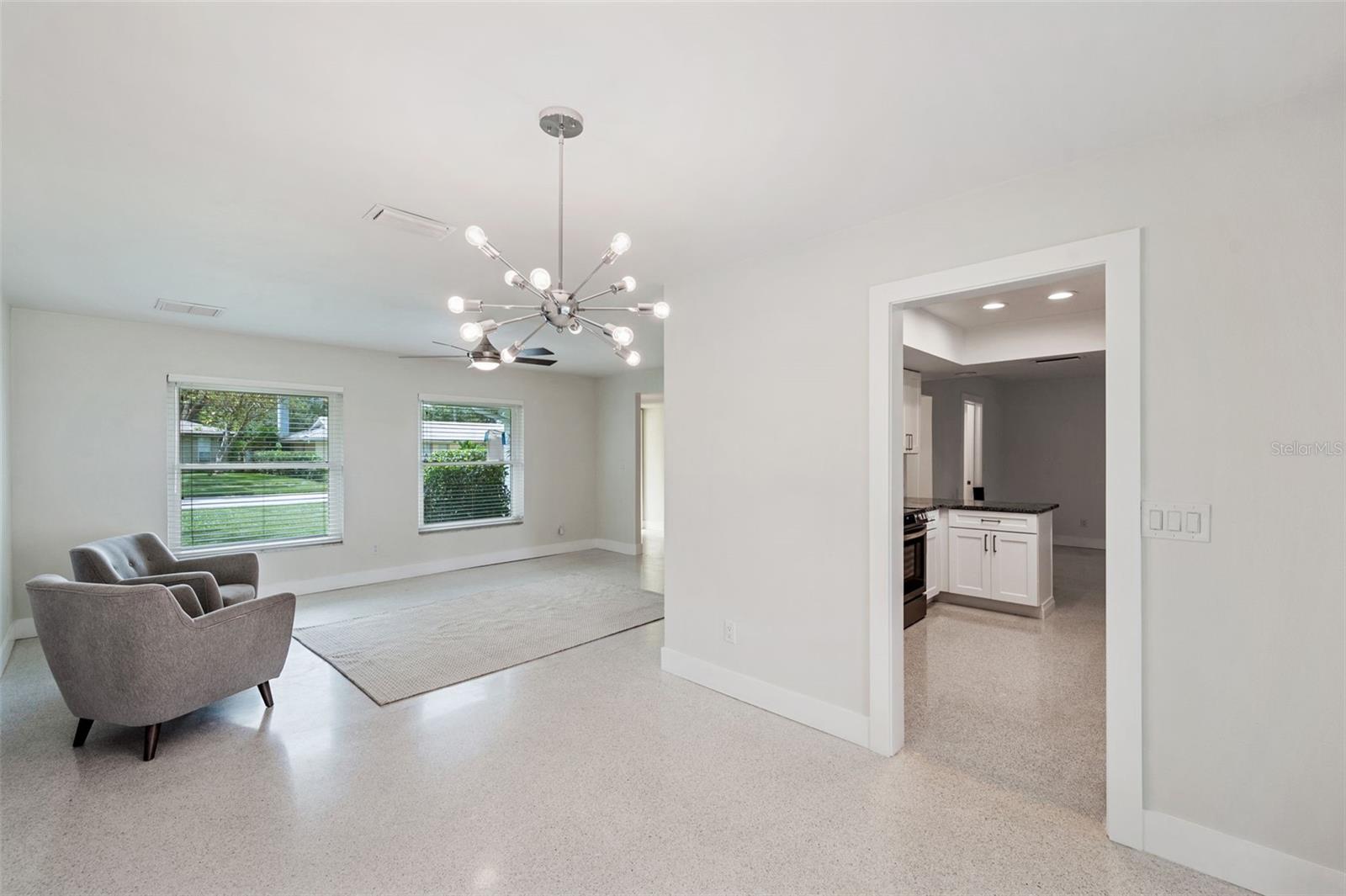 1877 DEL ROBLES DR, CLEARWATER, FL, 33764