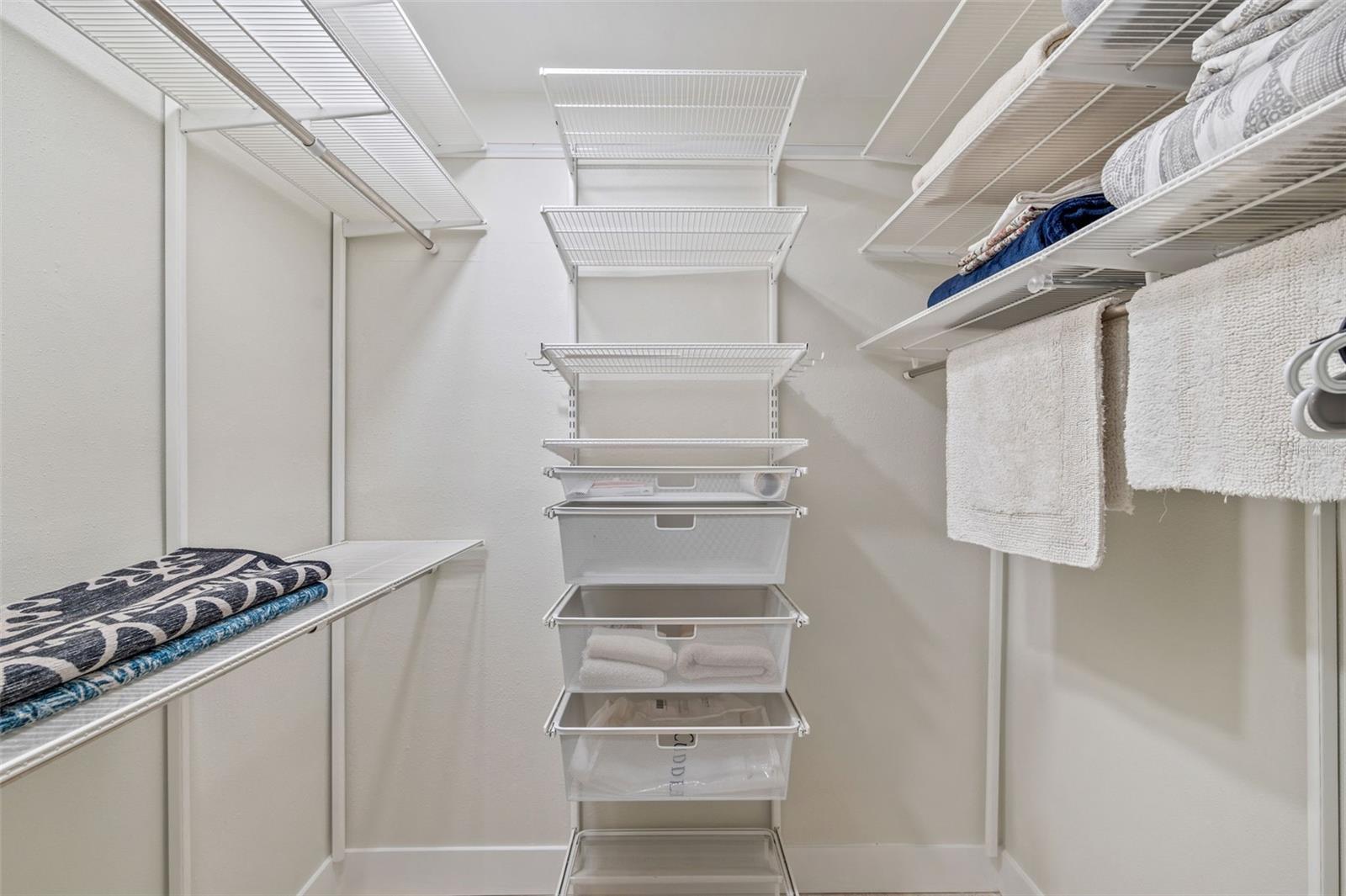 1877 DEL ROBLES DR, CLEARWATER, FL, 33764