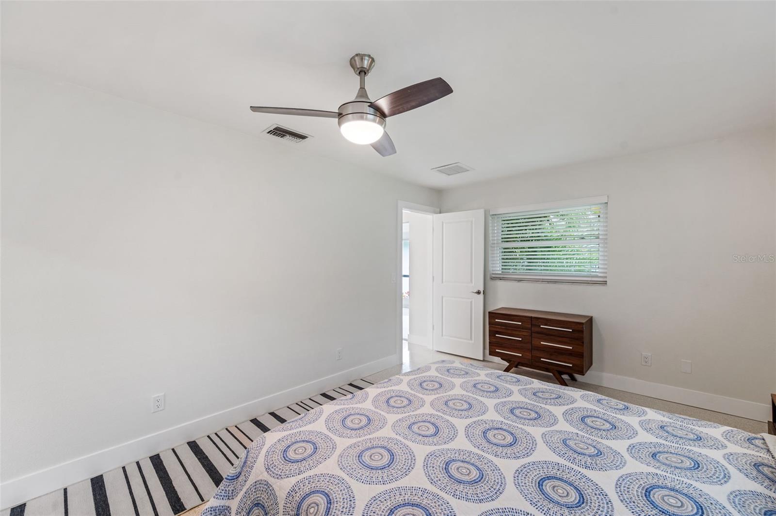 1877 DEL ROBLES DR, CLEARWATER, FL, 33764