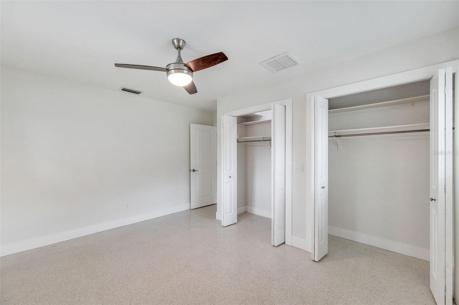 1877 DEL ROBLES DR, CLEARWATER, FL, 33764