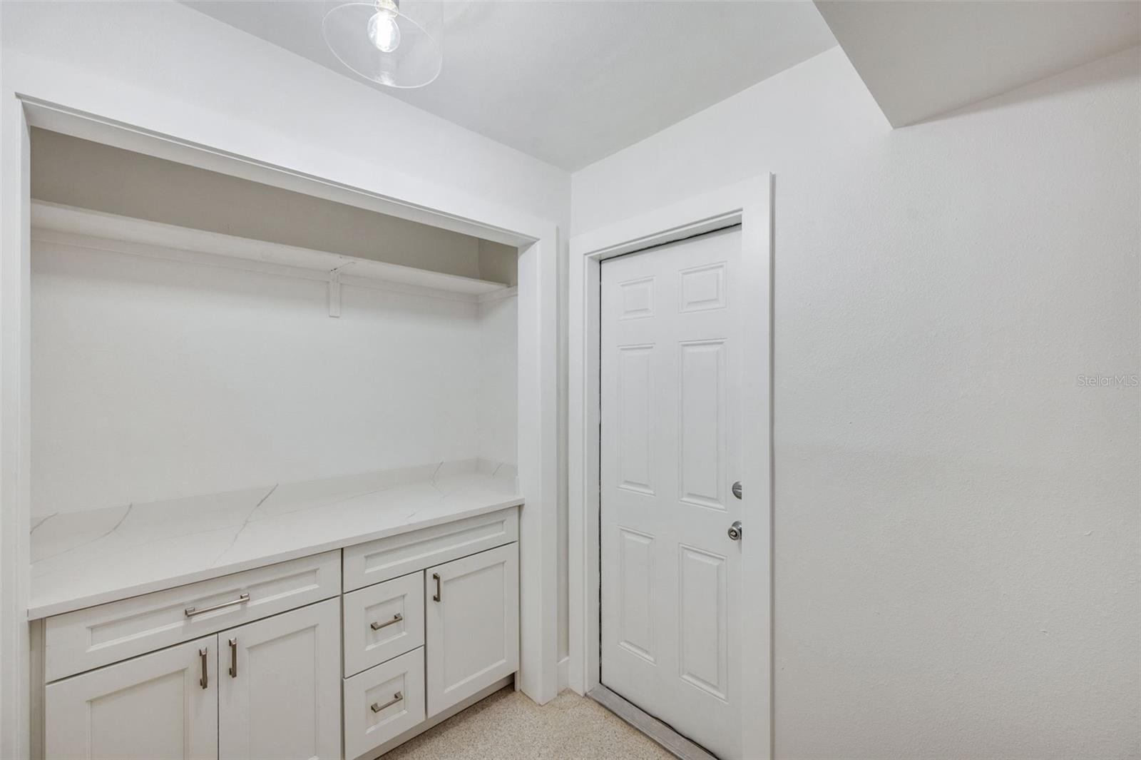 1877 DEL ROBLES DR, CLEARWATER, FL, 33764