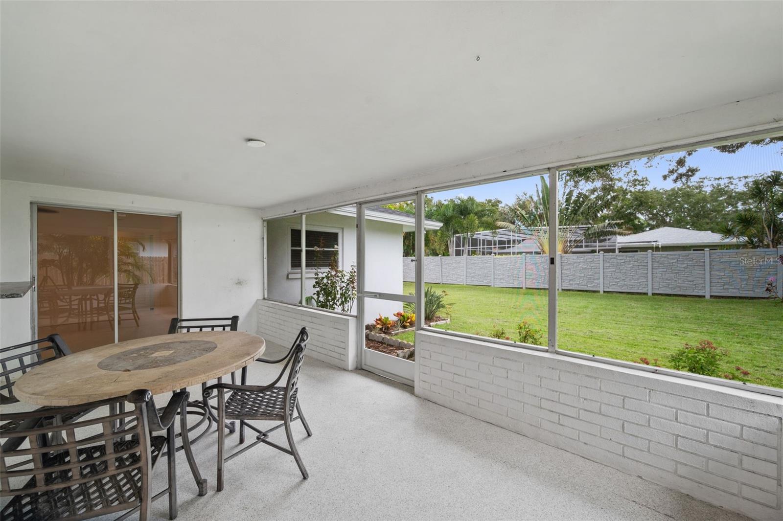 1877 DEL ROBLES DR, CLEARWATER, FL, 33764