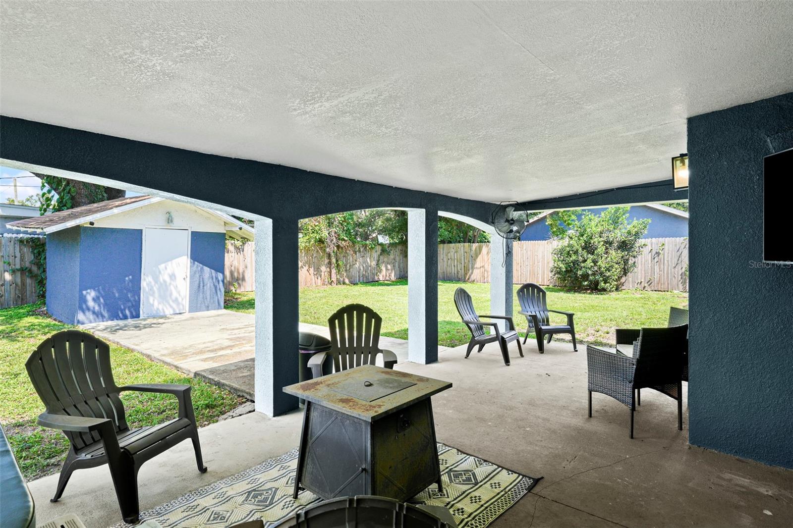 2519 EMMA CIR, TAMPA, FL, 33614